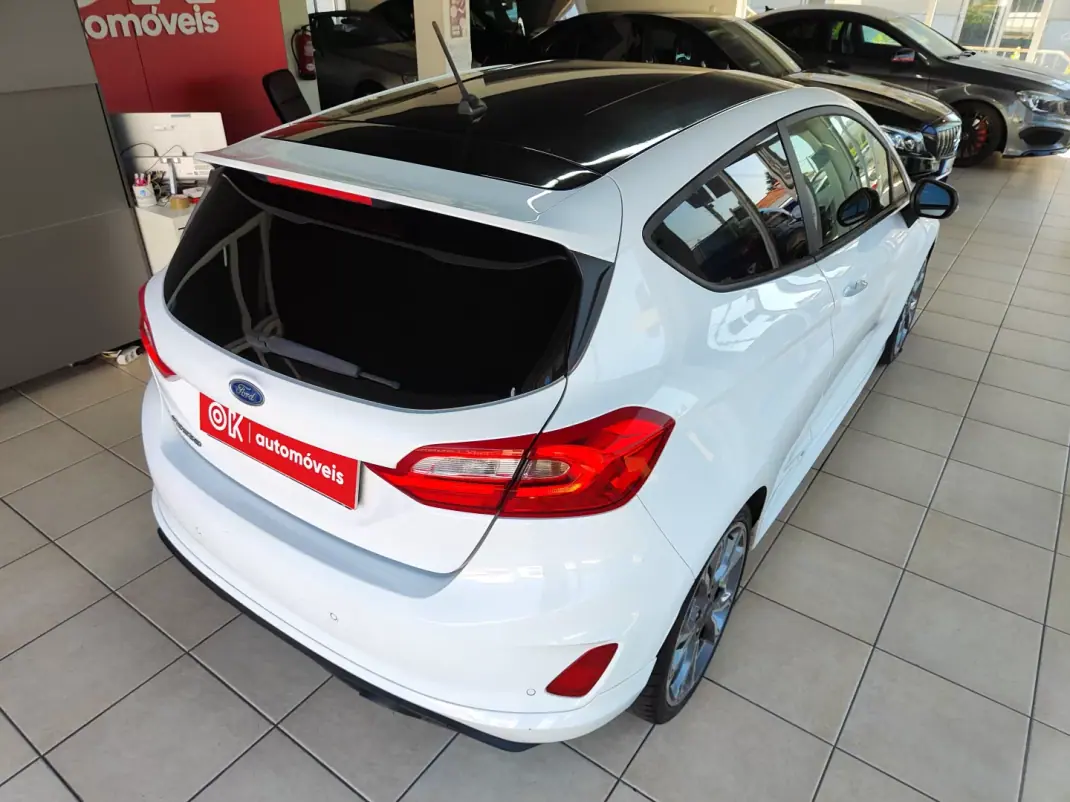 Ford Fiesta 2019 - 12950 EUR, 95000 km - 95000km - foto 13 de 41