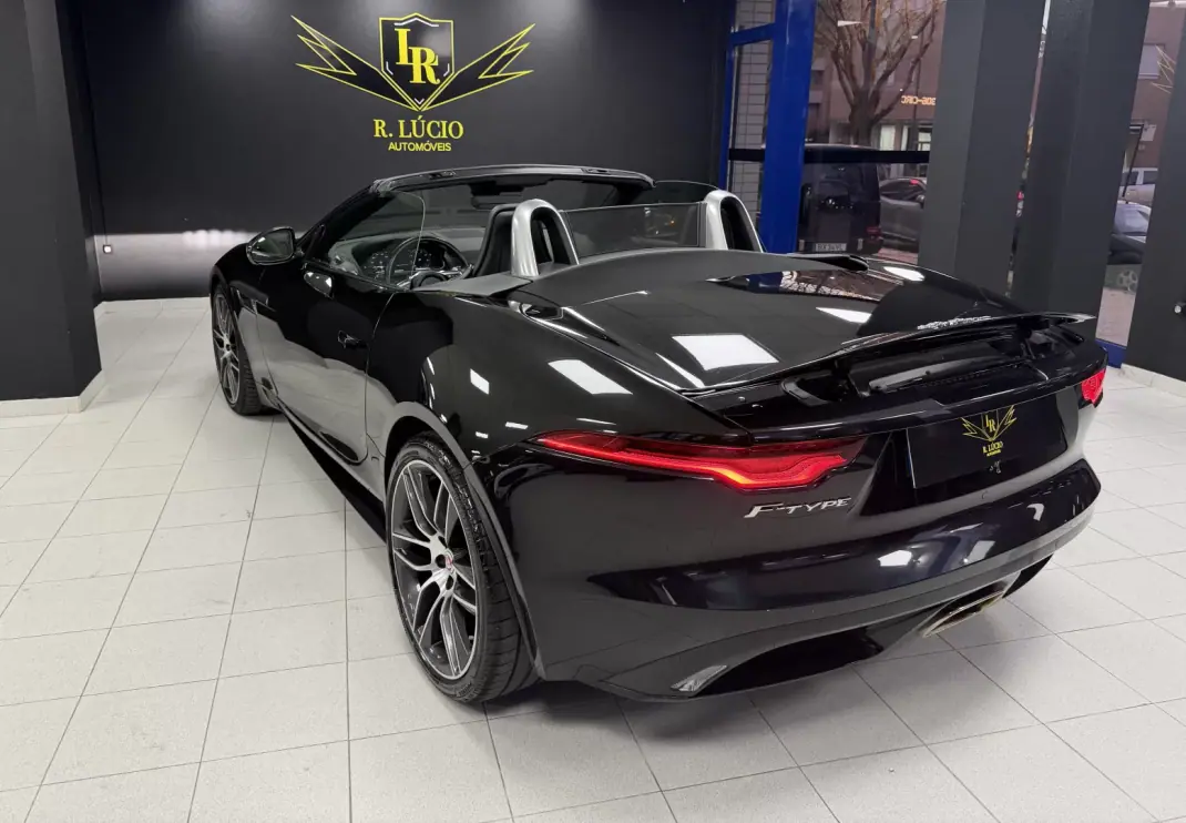 Jaguar F-Type 2021 - 60000 EUR, 42001 km - AUTO.MOTO.pt - 42001km - foto 52 de 56