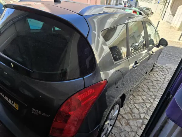 Peugeot 308 SW 2013 - 4999 EUR, 193000 km - AUTO.MOTO.pt - 193000km - foto 6 de 25