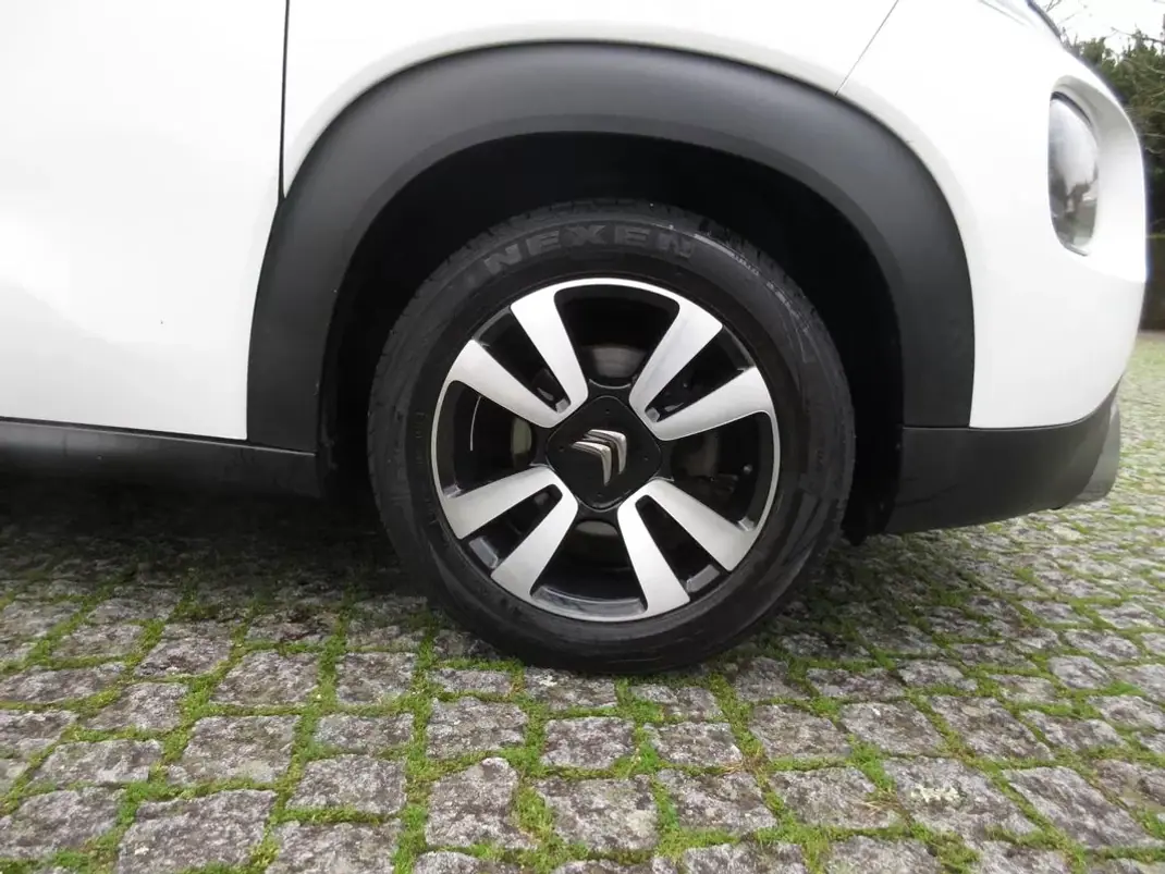 Citroën C3 Aircross 2018 - 11999 EUR, 56000 km - AUTO.MOTO.pt - 56000km - foto 11 de 39