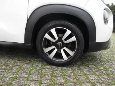 Citroën C3 Aircross 2018 - 11999 EUR, 56000 km - AUTO.MOTO.pt - 56000km - foto 11 de 39