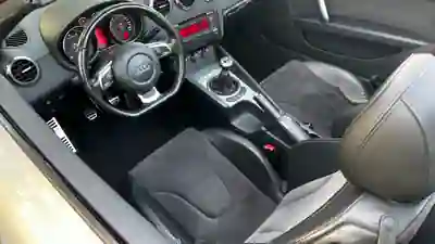 Audi TT Roadster 2007 - 12500 EUR, 128 km - AUTO.MOTO.pt - 128km - foto 5 de 11