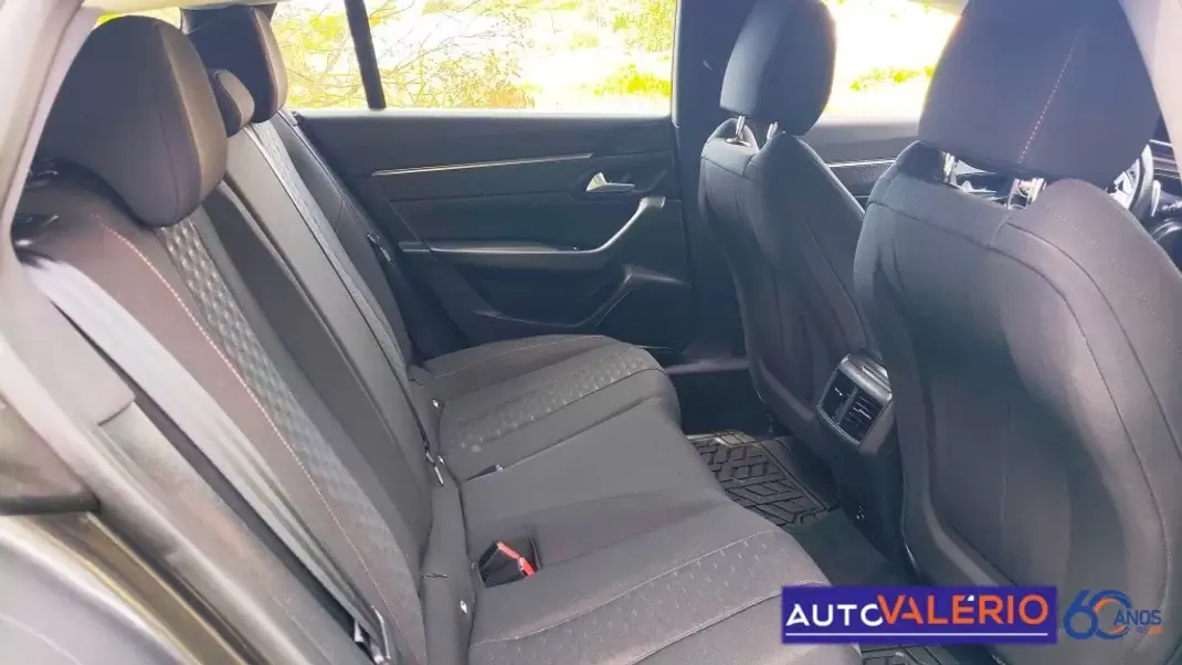 Peugeot 508 SW 2021 - 21950 EUR, 76890 km - AUTO.MOTO.pt - 76890km - foto 36 de 41