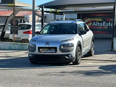 Citroën C4 Cactus 2017 - 13900 EUR, 97056 km - AUTO.MOTO.pt - 97056km - foto 4 de 28