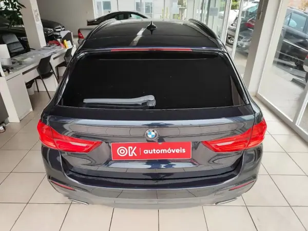 BMW 520 2017 - 27250 EUR, 149150 km - AUTO.MOTO.pt - 149150km - foto 12 de 40