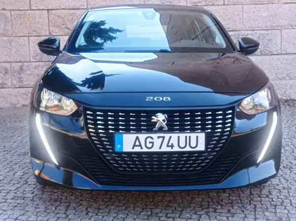 Peugeot 208 2021 - 10790 EUR, 90000 km - AUTO.MOTO.pt - 90000km - foto 6 de 15