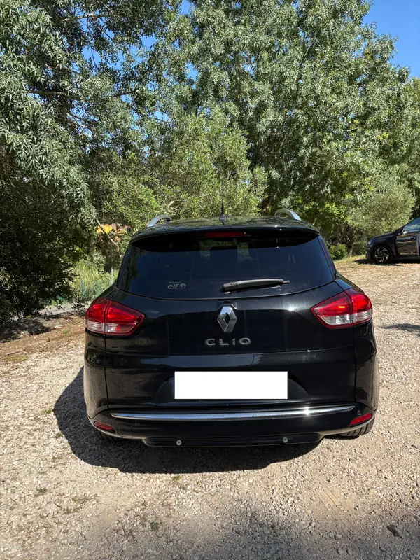 Renault Clio 2018 — foto 3 de 6