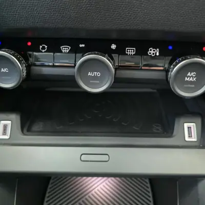 Citroën C4 X 2024 - 20950 EUR, 22129 km - AUTO.MOTO.pt - 22129km - foto 39 de 41