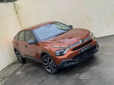 Citroën e-C4 2021 - 16990 EUR, 56000 km - AUTO.MOTO.pt - 56000km - foto 3 de 13