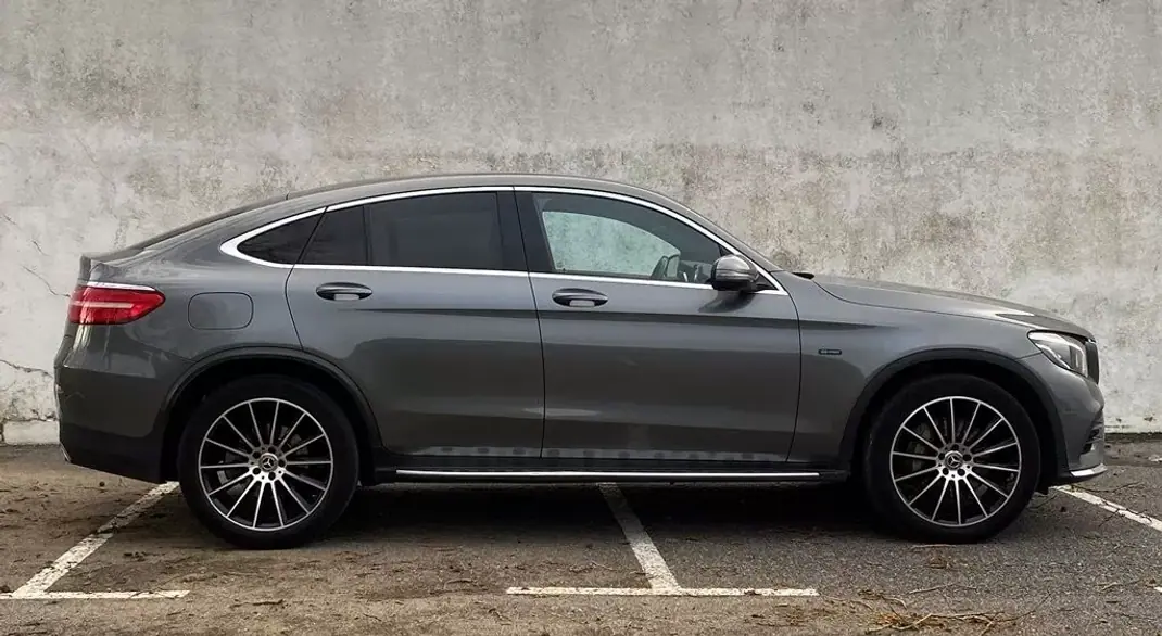 Mercedes-Benz GLC 350 2018 - 45900 EUR, 88510 km - AUTO.MOTO.pt - 88510km - foto 8 de 17