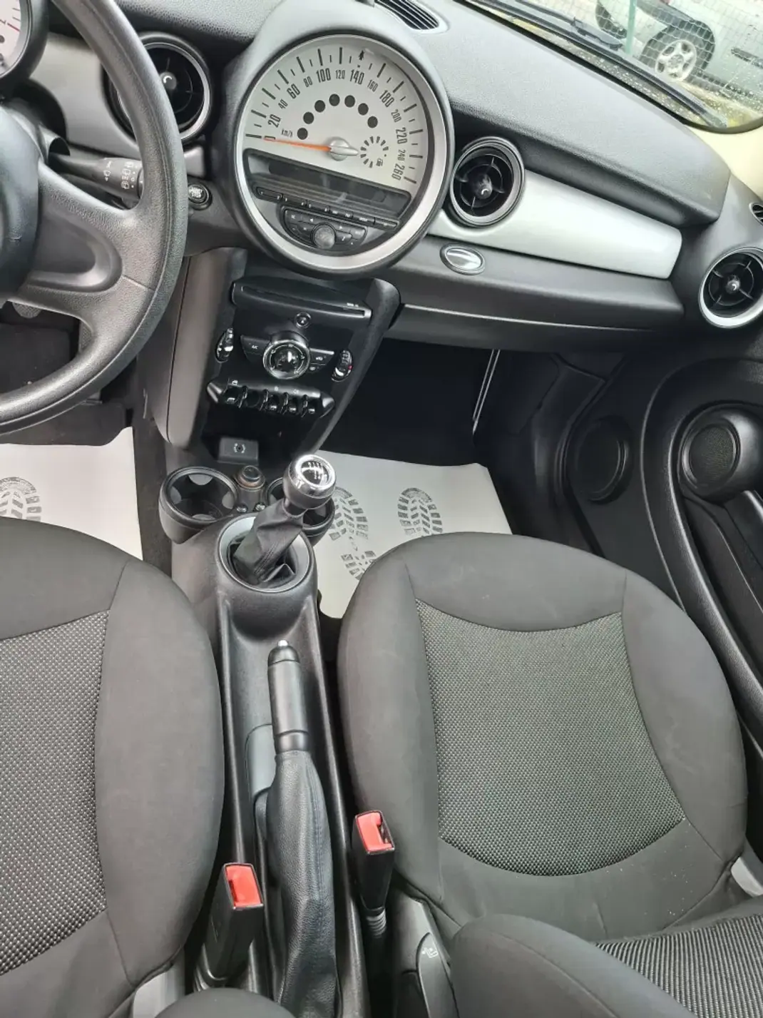 MINI 3 Portas 2012 - 12500 EUR, 149987 km - AUTO.MOTO.pt - 149987km - foto 14 de 14