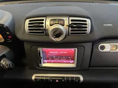Smart Fortwo Cabrio 2013 - 6990 EUR, 95000 km - AUTO.MOTO.pt - 95000km - foto 20 de 41