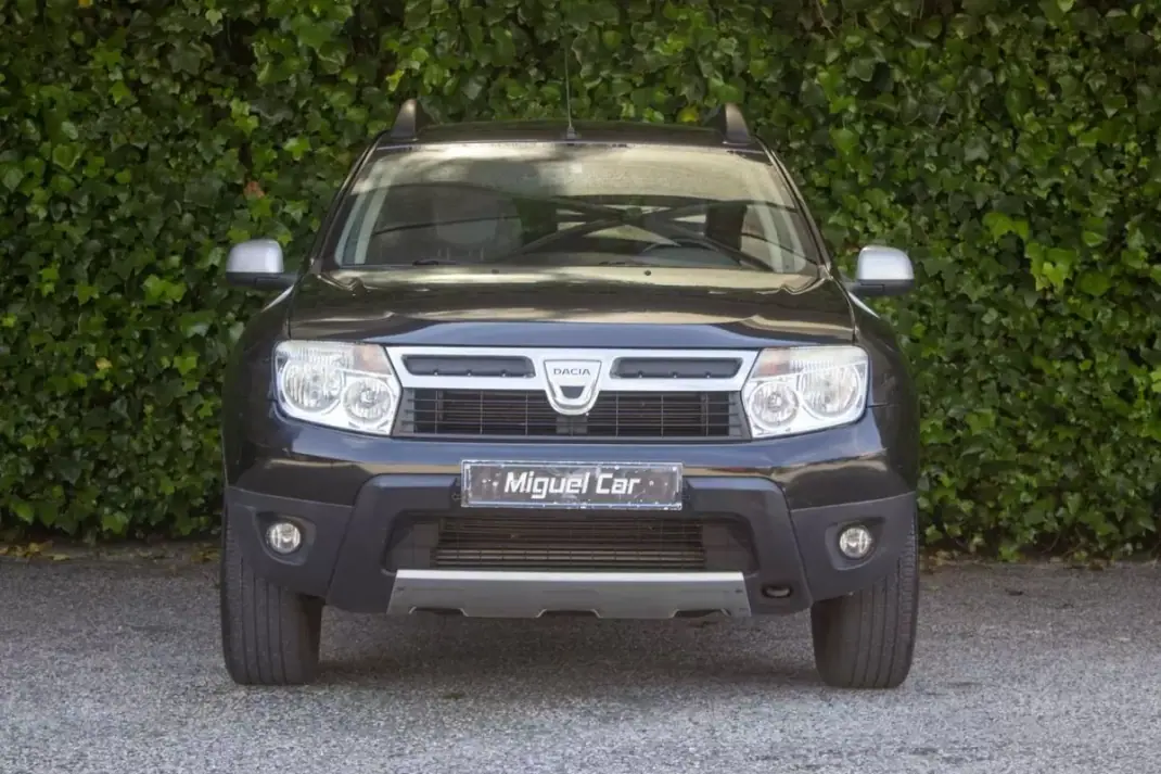 Dacia Duster 2011 - 10750 EUR, 149000 km - AUTO.MOTO.pt - 149000km - foto 2 de 15