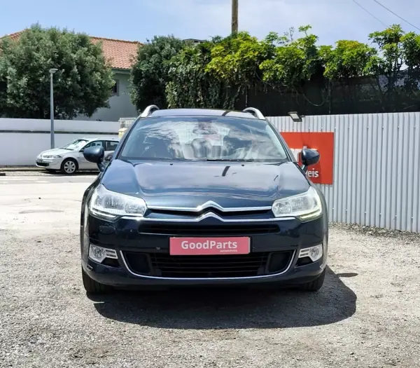 Citroën C5 Tourer 2013 - 6490 EUR, 287350 km - AUTO.MOTO.pt - 287350km - foto 11 de 31