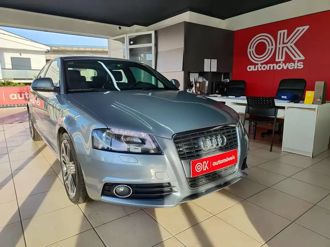 Audi A3 2010 - 10350 EUR, 259000 km - AUTO.MOTO.pt - 259000km - foto 1 de 31