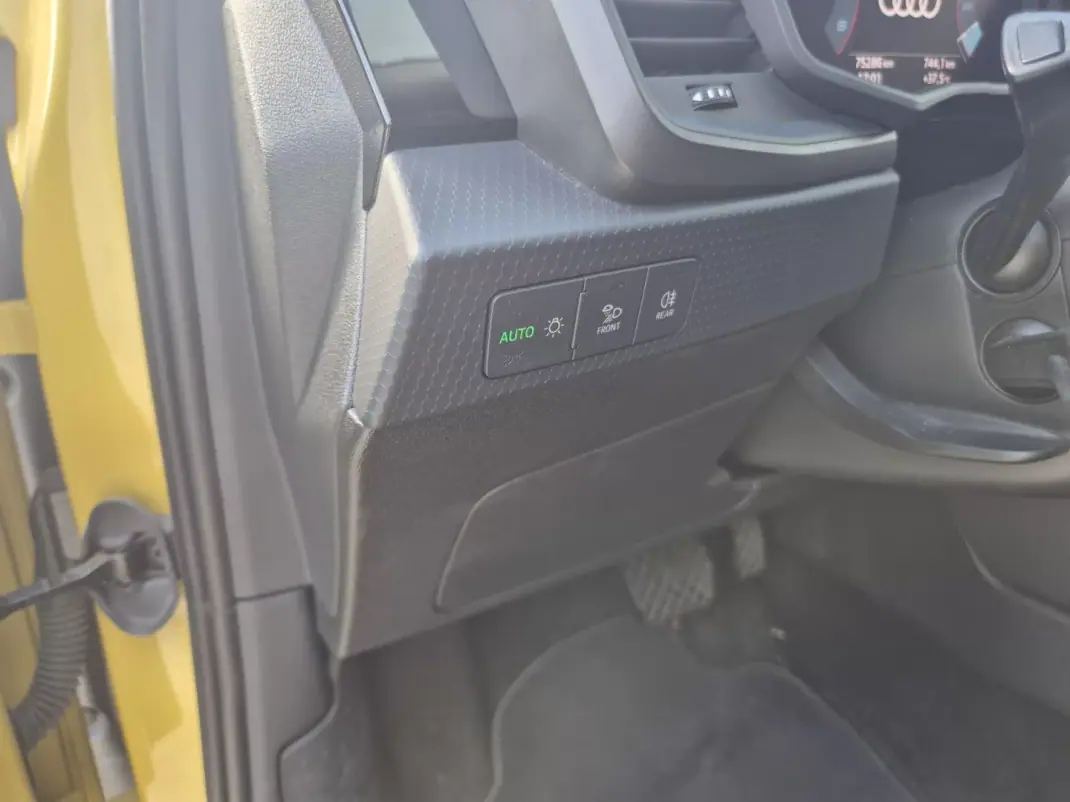 Audi A1 Sportback 2021 - 22300 EUR, 75300 km - 75300km - foto 18 de 32