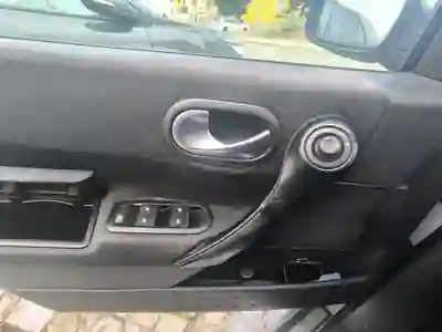 Renault Mégane 2003 - 2000 EUR, 231329 km - 231329km - foto 10 de 15