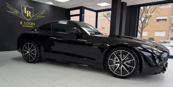 Mercedes-Benz AMG GT 2025 - 140000 EUR, 8886 km - AUTO.MOTO.pt - 8886km - foto 14 de 74