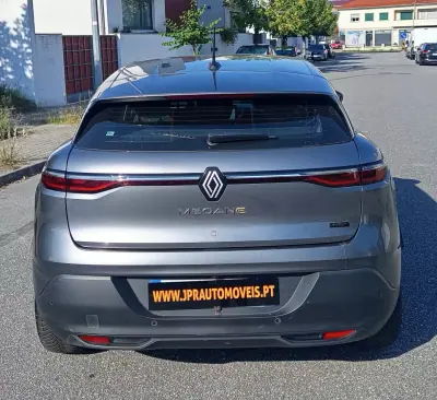 Renault Mégane E-Tech 2023 - 23490 EUR, 86000 km - 86000km - foto 8 de 20