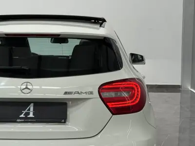 Mercedes-Benz A 180 2015 - 18990 EUR, 117000 km - AUTO.MOTO.pt - 117000km - foto 10 de 36