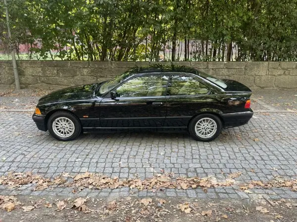 BMW 323 1998 - 19900 EUR, 160000 km - AUTO.MOTO.pt - 160000km - foto 41 de 68