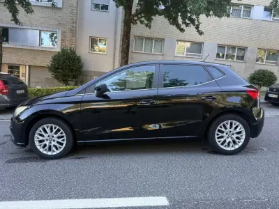 SEAT Ibiza 2017 - 9450 EUR, 168000 km - AUTO.MOTO.pt - 168000km - foto 9 de 10
