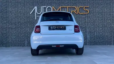 Fiat 500e 2021 - 15250 EUR, 74000 km - AUTO.MOTO.pt - 74000km - foto 8 de 15