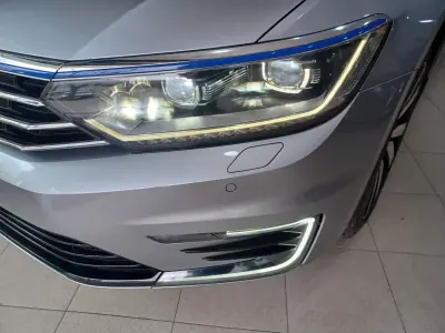 Volkswagen Passat 2017 - 19390 EUR, 112082 km - AUTO.MOTO.pt - 112082km - foto 29 de 40