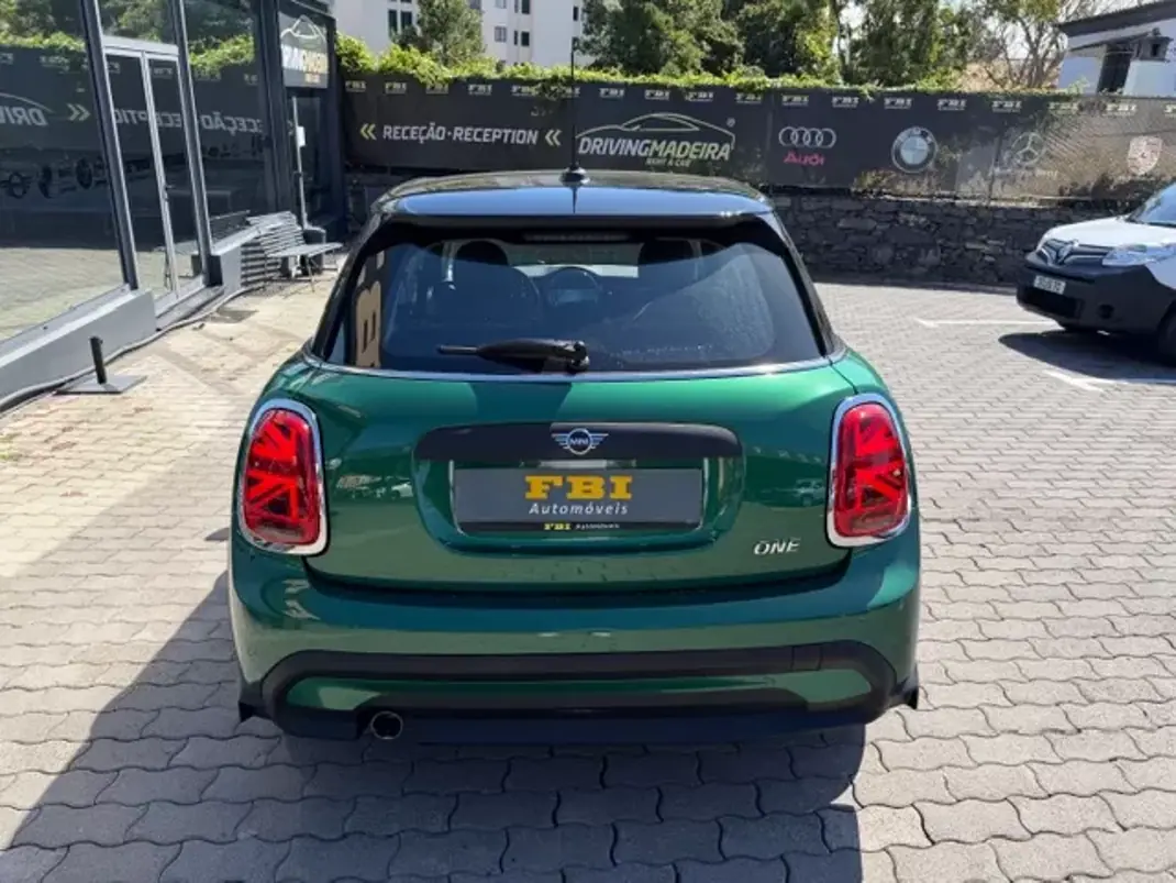 MINI One 2022 - 21900 EUR, 61449 km - AUTO.MOTO.pt - 61449km - foto 8 de 12