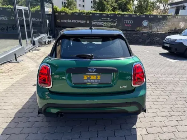 MINI One 2022 - 21900 EUR, 61449 km - AUTO.MOTO.pt - 61449km - foto 8 de 12