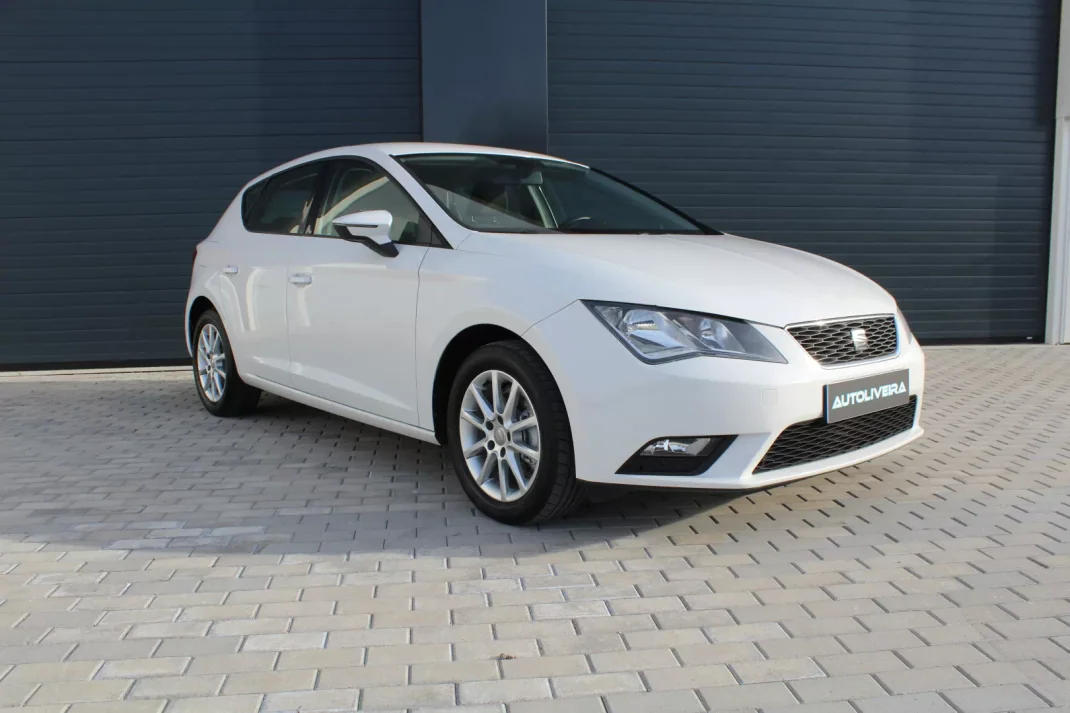 SEAT Leon 2013 - 10250 EUR, 184867 km - AUTO.MOTO.pt - 184867km - foto 2 de 16