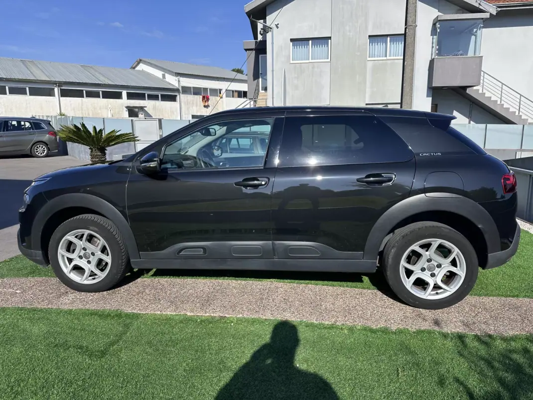 Citroën C4 Cactus 2018 - 11900 EUR, 180000 km - AUTO.MOTO.pt - 180000km - foto 20 de 47