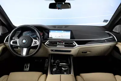 BMW X7 2021 - 79500 EUR, 73292 km - AUTO.MOTO.pt - 73292km - foto 6 de 25