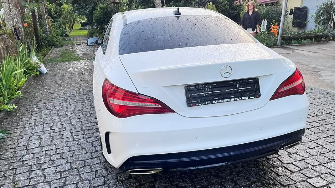Mercedes-Benz CLA 180 2018 - 18990 EUR, 170000 km - AUTO.MOTO.pt - 170000km - foto 7 de 10