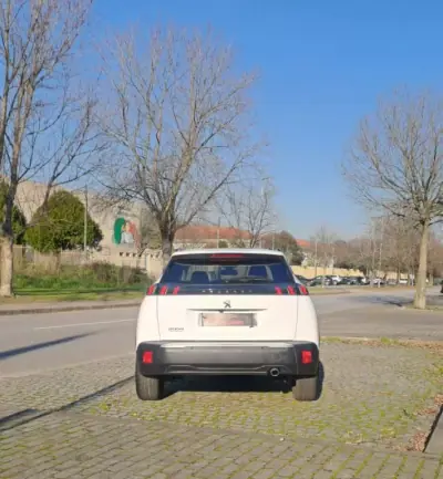 Peugeot 2008 2021 - 18500 EUR, 139000 km - AUTO.MOTO.pt - 139000km - foto 5 de 14