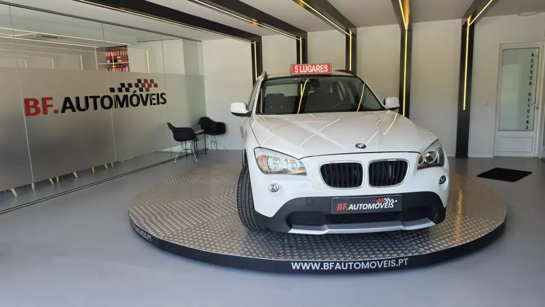 BMW X1 2011 - 9900 EUR, 192351 km - AUTO.MOTO.pt - 192351km - foto 11 de 52