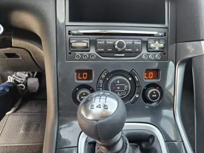 Peugeot 3008 2016 - 13550 EUR, 128500 km - AUTO.MOTO.pt - 128500km - foto 33 de 38