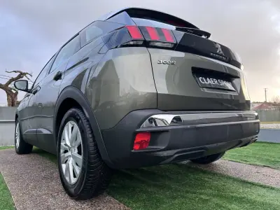 Peugeot 3008 2019 - 13900 EUR, 180000 km - AUTO.MOTO.pt - 180000km - foto 9 de 45