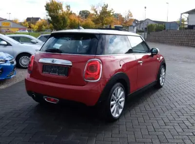 MINI Cooper 2016 - 15750 EUR, 148000 km - AUTO.MOTO.pt - 148000km - foto 4 de 20