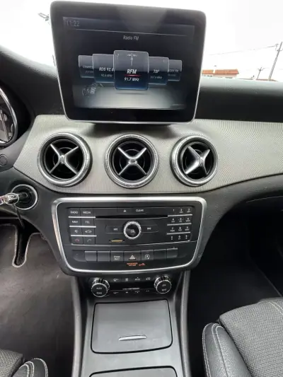 Mercedes-Benz CLA 200 2015 - 15500 EUR, 273015 km - 273015km - foto 15 de 22