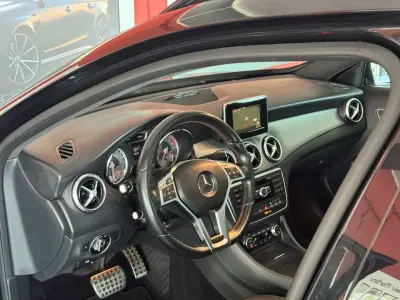 Mercedes-Benz GLA 220 2015 - 22990 EUR, 134923 km - AUTO.MOTO.pt - 134923km - foto 17 de 22