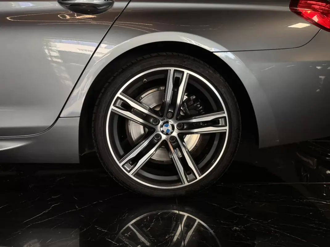 BMW 640 Gran Coupé 2017 - 38990 EUR, 134050 km - AUTO.MOTO.pt - 134050km - foto 10 de 28