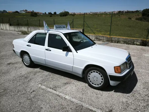 Mercedes-Benz 1993 - 9950 EUR, 89439 km - AUTO.MOTO.pt - 89439km - foto 10 de 60