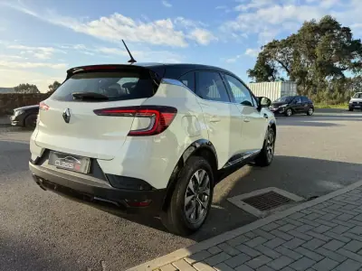 Renault Captur 2020 - 17500 EUR, 30000 km - AUTO.MOTO.pt - 30000km - foto 12 de 48