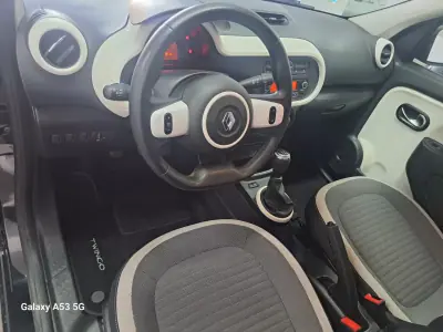 Renault Twingo 2020 - 10990 EUR, 56850 km - AUTO.MOTO.pt - 56850km - foto 5 de 14