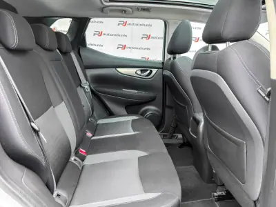 Nissan Qashqai 2018 - 17990 EUR, 95880 km - AUTO.MOTO.pt - 95880km - foto 23 de 27