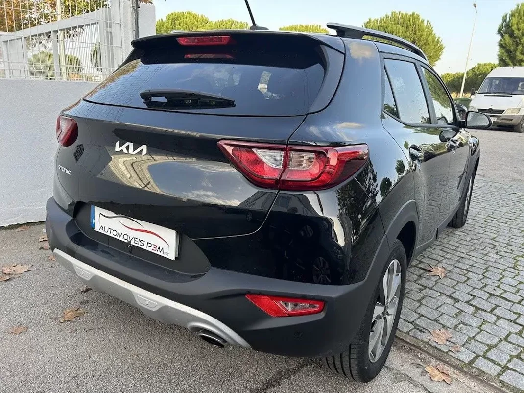 Kia Stonic 2023 - 17490 EUR, 23350 km - 23350km - foto 4 de 16