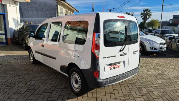 Renault Kangoo 1.5 DCI Express S/S Maxi Business 2019 - 18900 EUR, 190869 km - AUTO.MOTO.pt - 190869km - foto 7 de 31