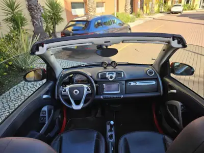 Smart Fortwo Cabrio 2012 - 8480 EUR, 79000 km - AUTO.MOTO.pt - 79000km - foto 10 de 14