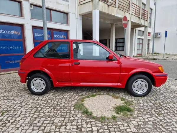 Ford Fiesta 1990 - 9950 EUR, 55000 km - AUTO.MOTO.pt - 55000km - foto 2 de 16